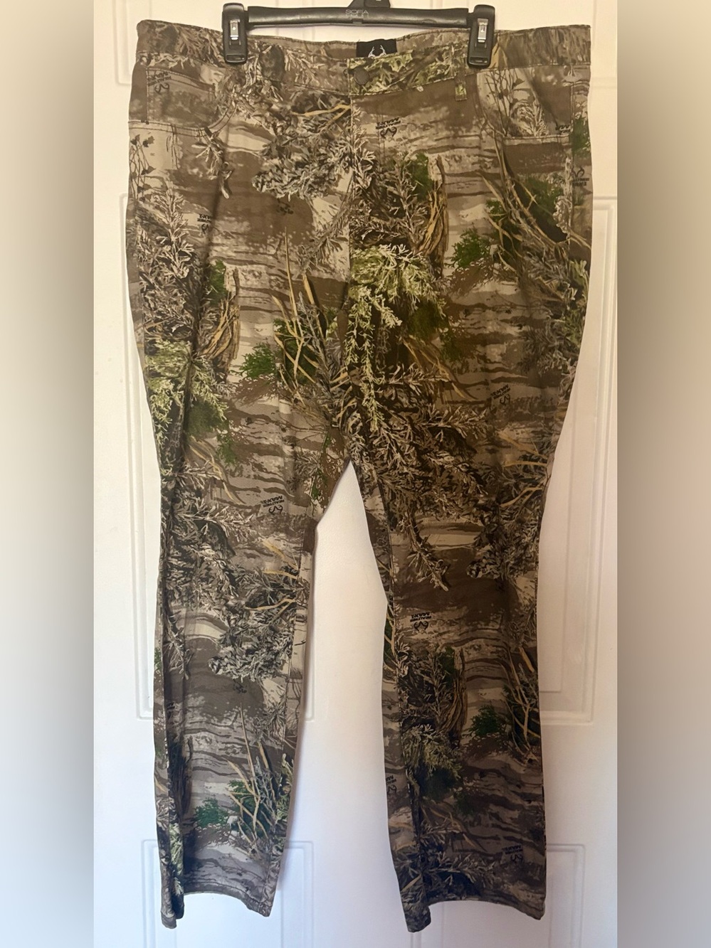 Realtree Camouflage Cargo Hunting Pants size 18
